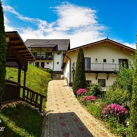Pensiunea La Mamaie Cheia  Exterior foto