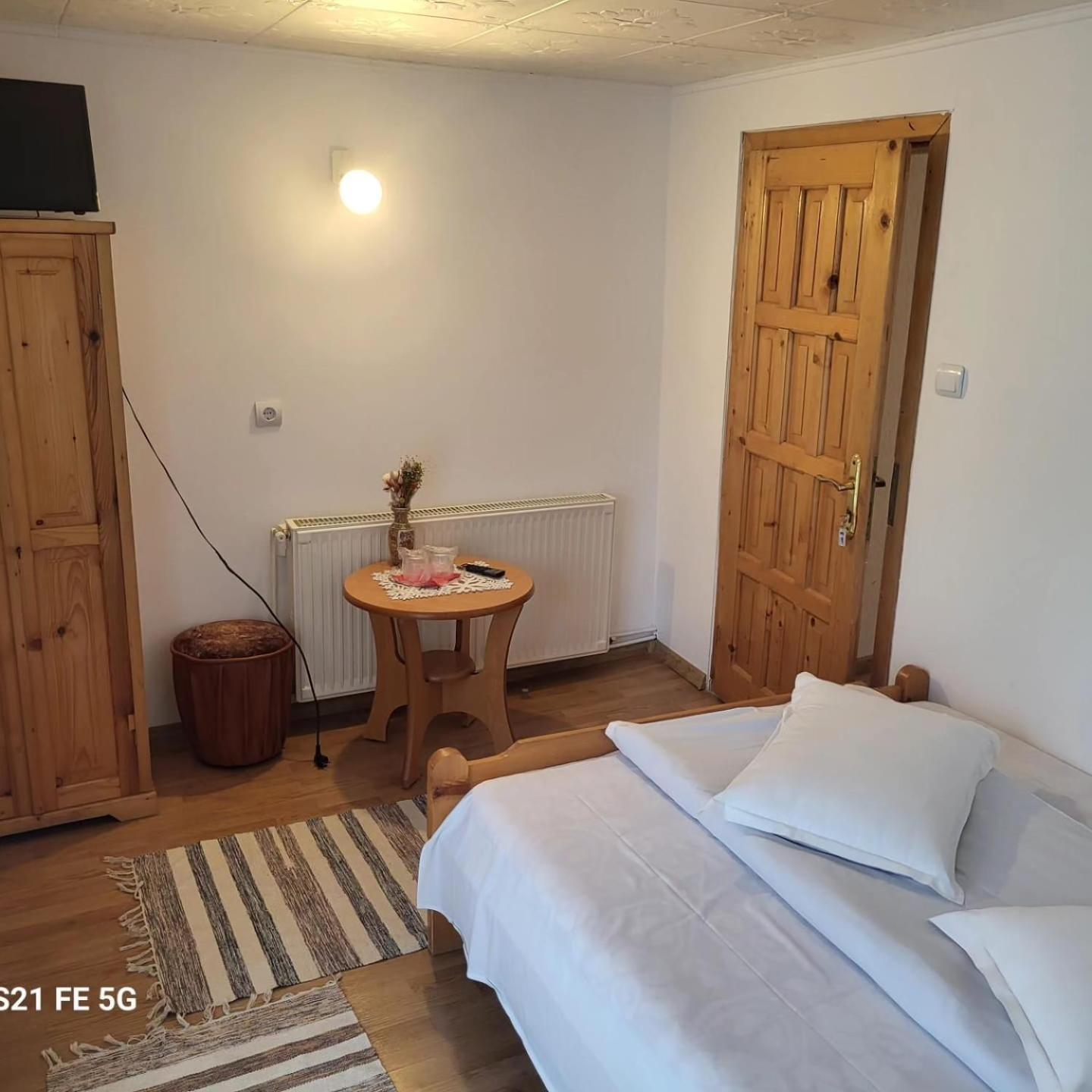 Pensiunea La Mamaie Cheia  Habitación foto
